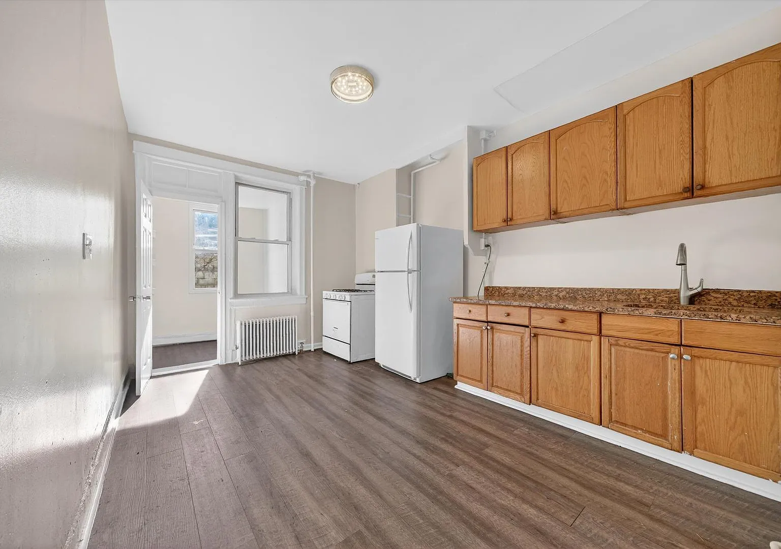 74 Oak St - 1A — Photo 1