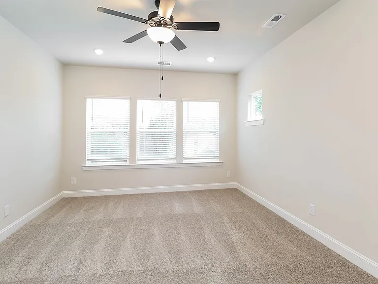 3607 Corbett St — Photo 9