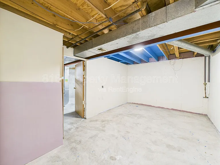 166 SW Robin Rd — Photo 21