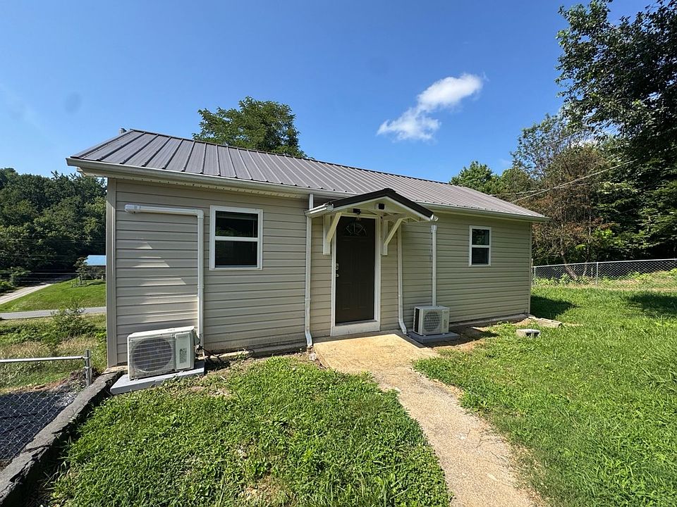 1st image of 141 Massey St