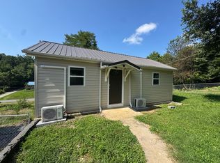 141 Massey St, Elizabethton, TN 37643