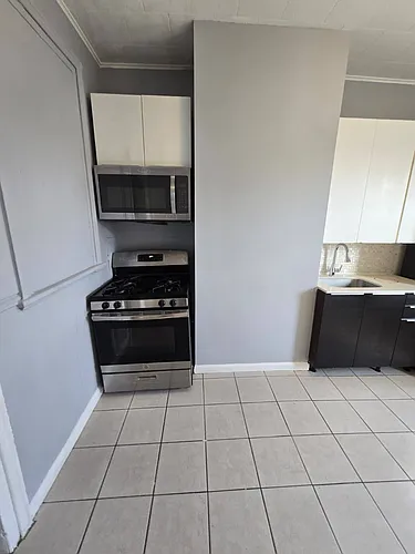218 Bowers St #2 Photo 1