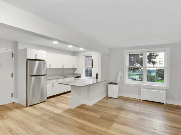 20-08 Seagirt Boulevard image 1 of 17