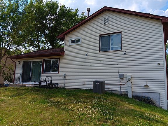 3rd image of 5713 Allemong Dr