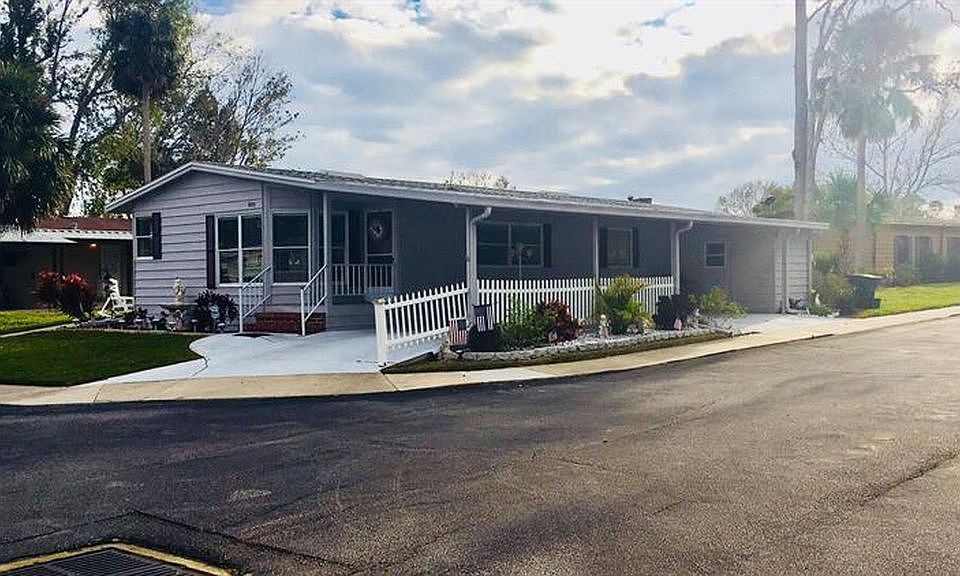 1st image of 2272 Mariposa Ave