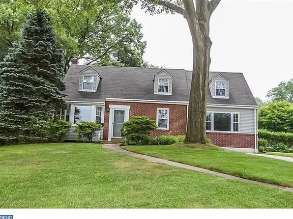 32 Rodney Dr, Newtown Square, PA 19073