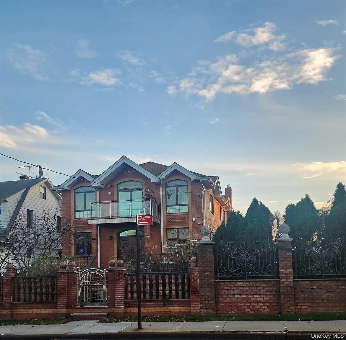 13910 14th Avenue photo 1