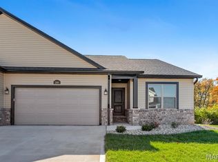 206 Wrigley Fld, Bethalto, IL