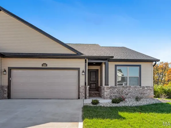 206 Wrigley Fld, Bethalto, IL 62010