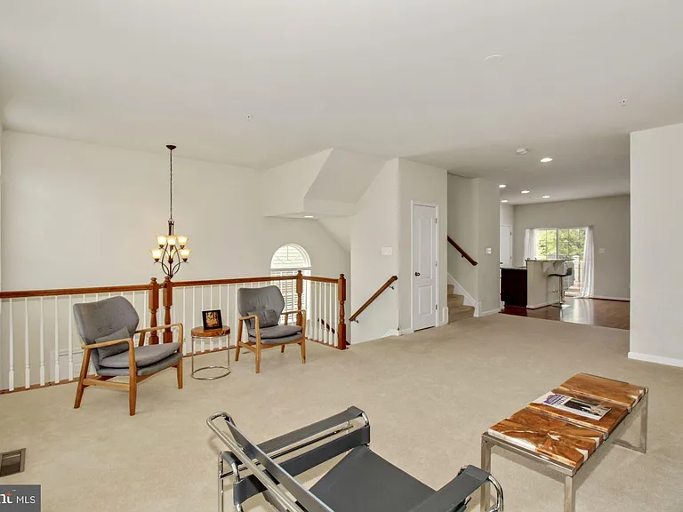 2221 Congresbury Pl — Photo 14