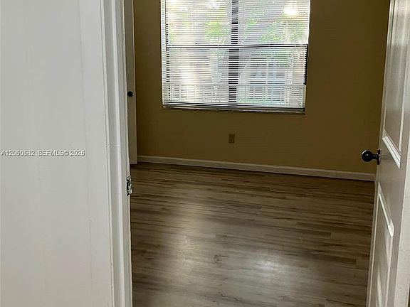 5th image of 4441 W McNab Rd APT 15