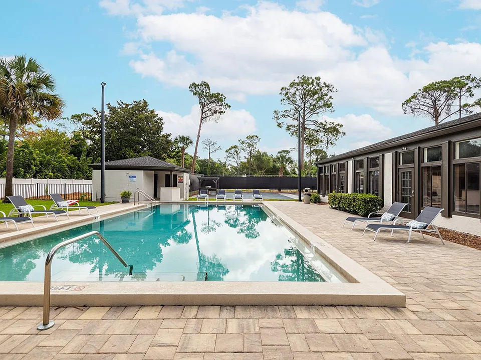Pool with Sun Deck