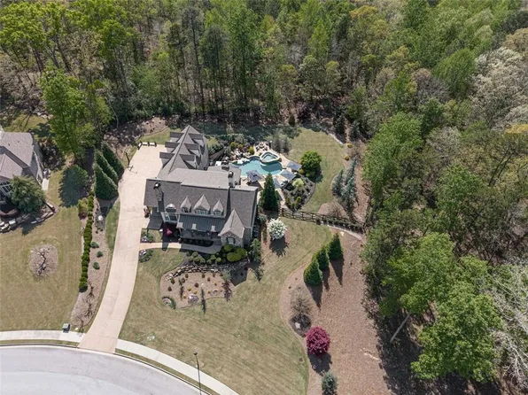 4256 Alba Ln, Buford, GA 30519