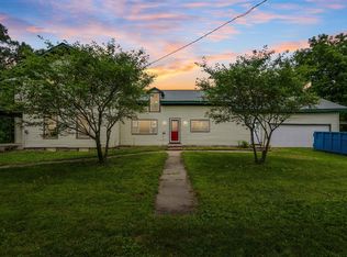 112 Cass St, Volga, IA 52077