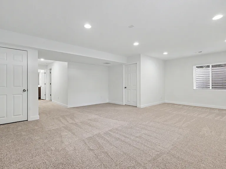 4166 Orchid St — Photo 6