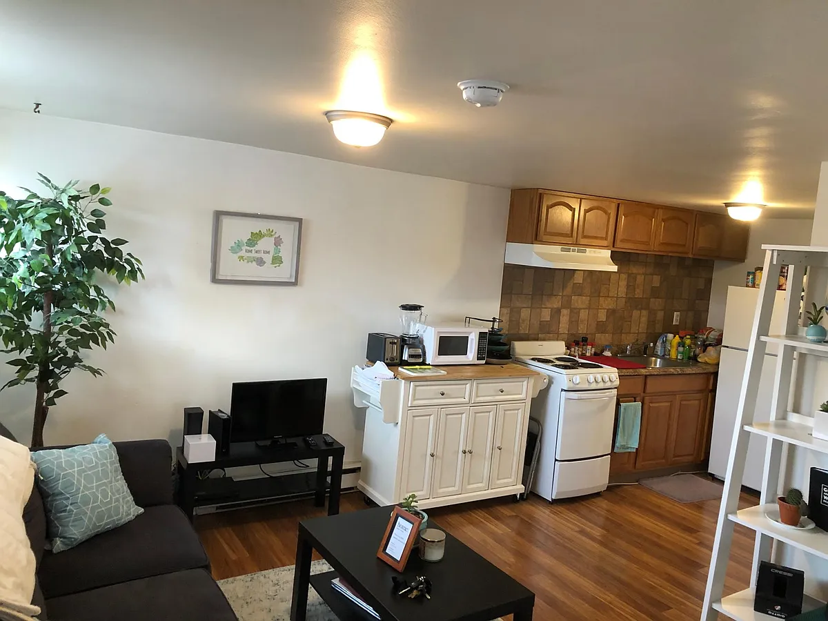 Building Photo - 429 Washington Ave #3W