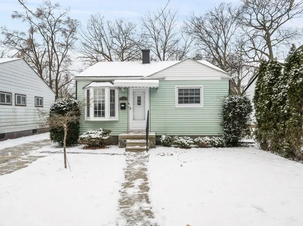 27425 Osmun St, Madison Heights, MI 48071