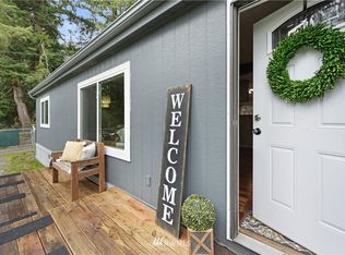 17115 Engebretsen Rd, Granite Falls, WA 98252