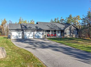 2044 Marchmont Rd, Severn, ON L3V 0V6