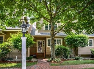 6 Rosewood Ln, Hopkinton, MA 01748