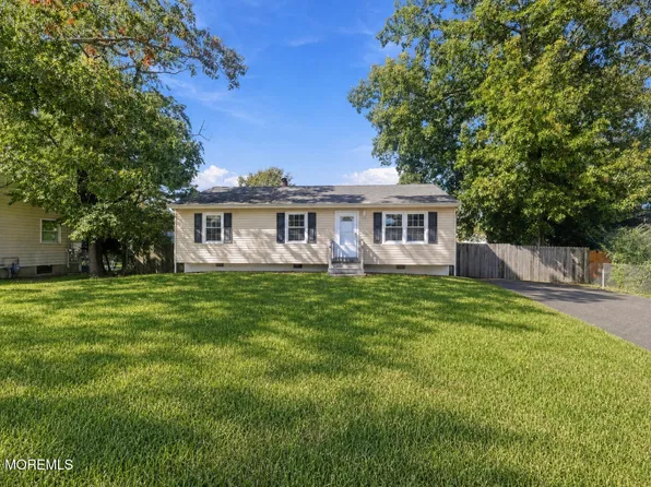 1024 Beachwood Boulevard, Beachwood, NJ 08722