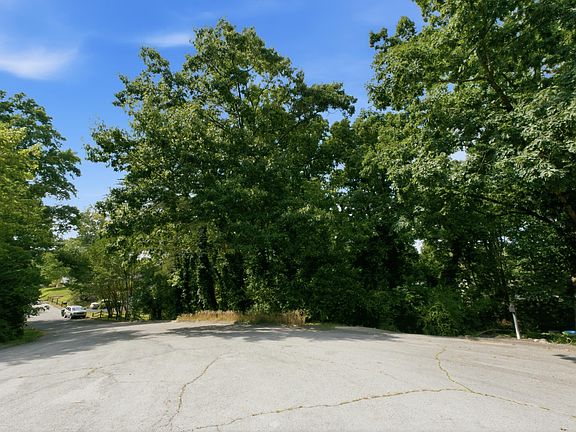2nd image of 0 Mountain Wood Dr