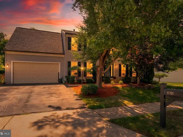 17701 Avenel Ln, Dumfries, VA 22026