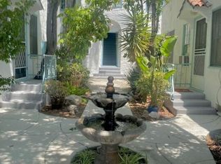 1040 N Sweetzer Ave #1044, West Hollywood, CA 90069