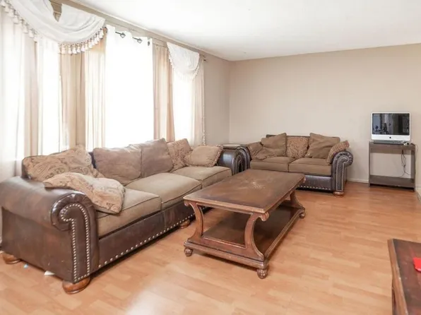 613 Van Buren St NE, Minneapolis, MN 55413
