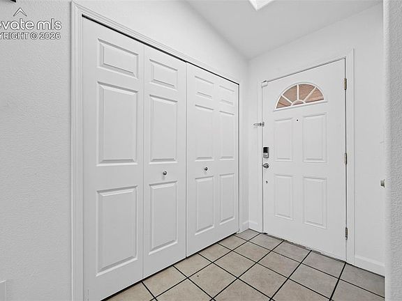4th image of 7472 Candelabra Dr