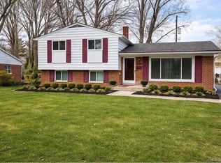 20340 Briarwood Ct, Southfield, MI