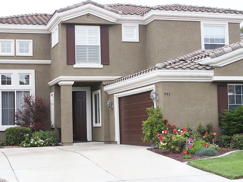 1st image of 993 Cordova Dr
