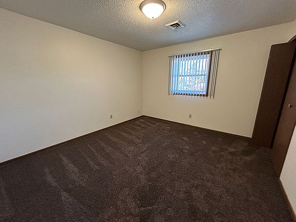 5th image of 343 9th Ave E APT 4
