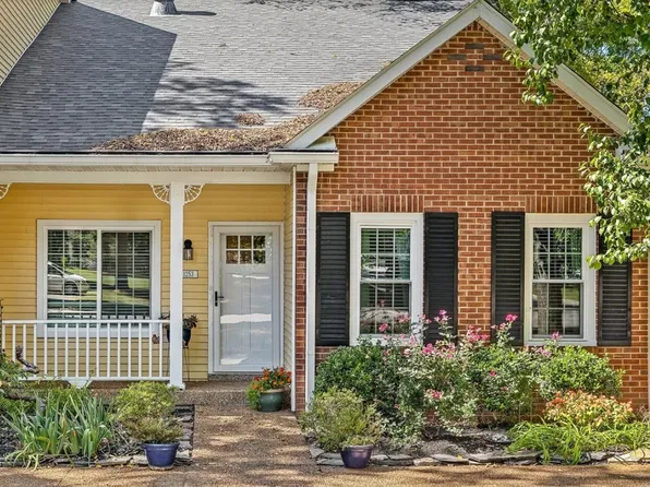 1253 Carriage Park Dr, Franklin, TN 37064