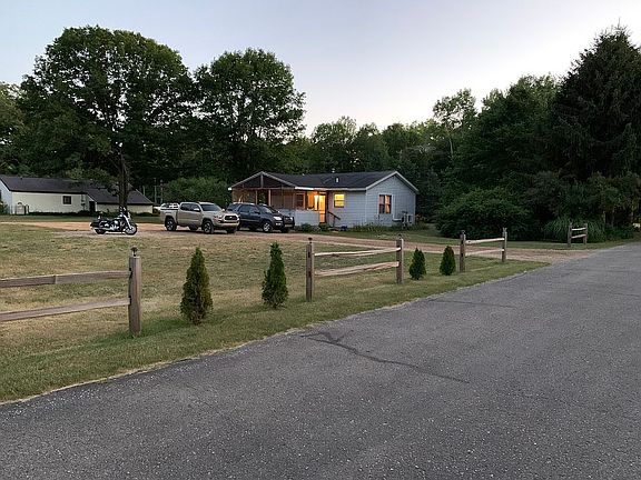 4th image of 8504 S Linden Ave