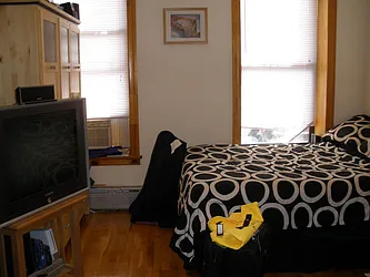 Rented by Ready Group