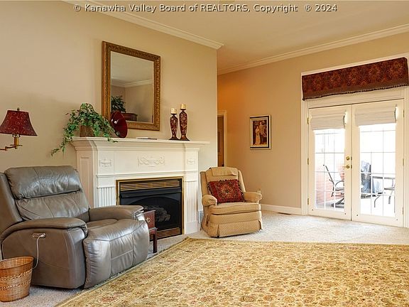 5th image of 524 Woodbridge Dr