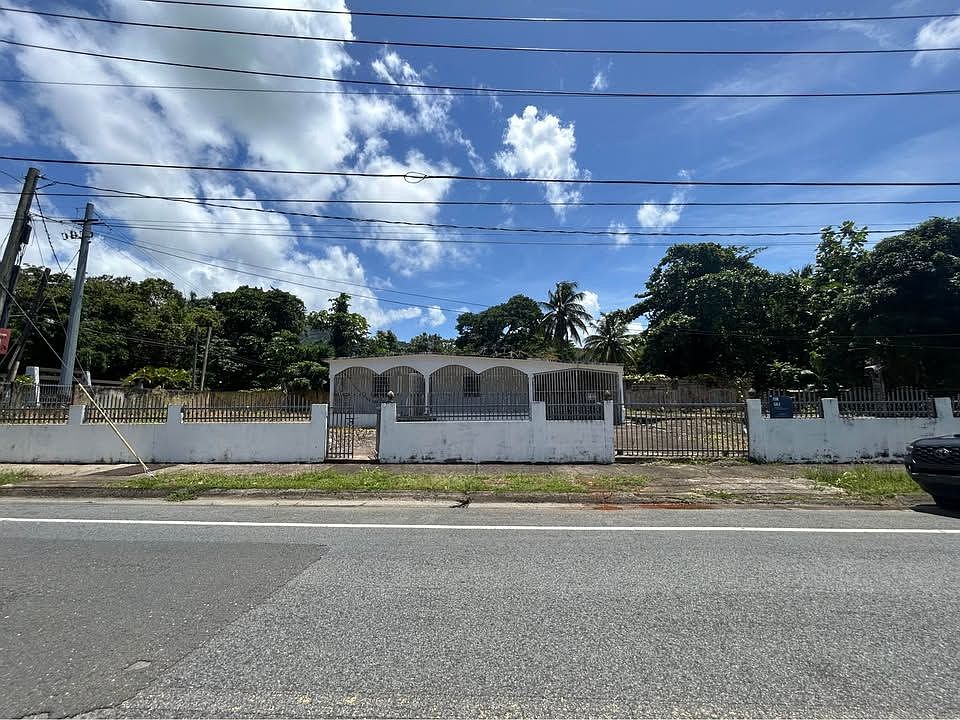 1st image of Colinas Del Yunque