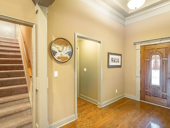 3rd image of 619 Clear Canyon Dr