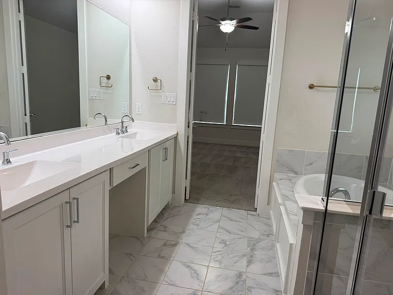 13389 Crestmoor Dr — Photo 19