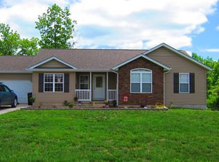 15570 Top Dr, Saint Robert, MO 65584