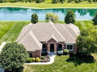 990 Rosewood Creek Dr, Troy, OH 45373