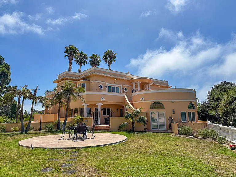 854 Miramonte Dr — Photo 26