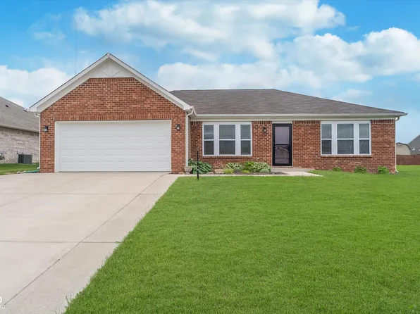 107 Elliott Ave, Trafalgar, IN 46181