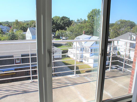 4th image of 410 Washington St #34-A