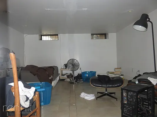 Rented by Rennit Inc. | media 29