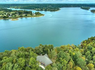 15100 Railroad Cut Rd, Rogers, AR 72756