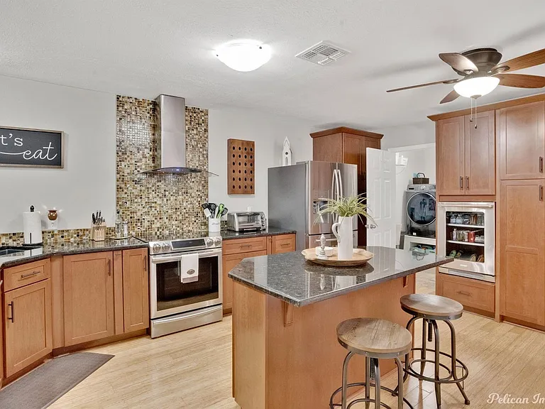 119 Stratmore Dr — Photo 10
