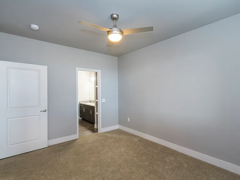 The Overlook at Interquest Apartments — Photo 75