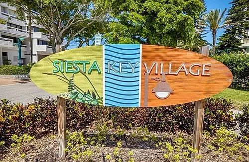 752 Tropical Cir Photo 1